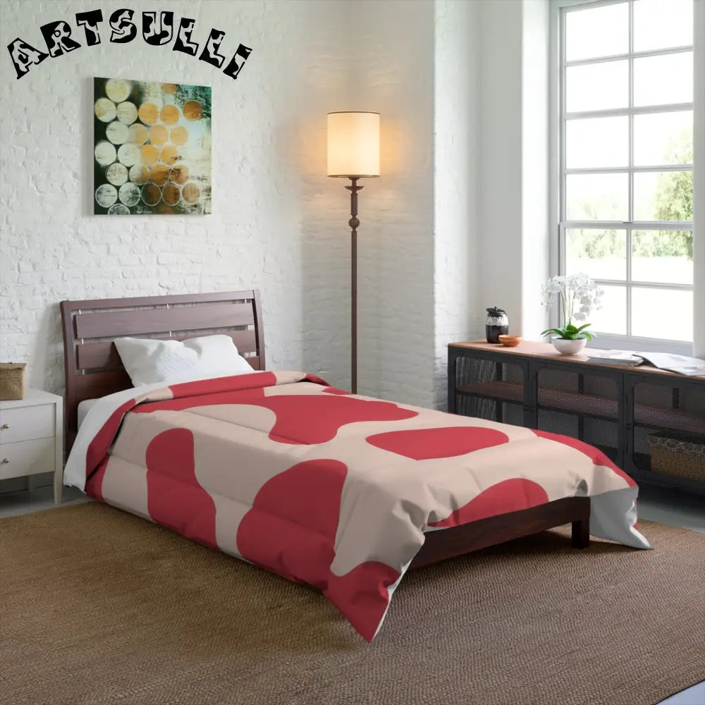 JAKKOUTTHEBXX Pink and White Printed Cow Illustration Comforter 2025