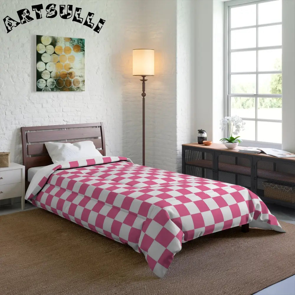 JAKKOUTTHEBXX Pink and White Checkered Comforter 2025
